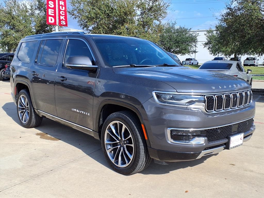 2022 Jeep Wagoneer Series III Gray at Community Kia