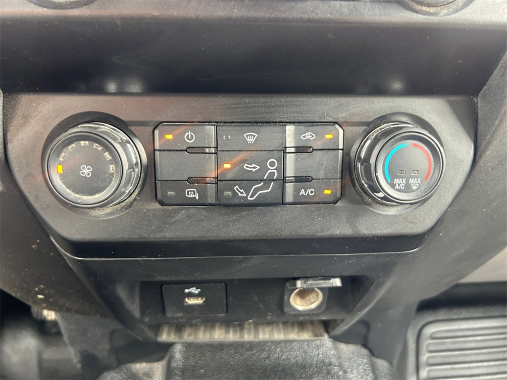 Used Car 2019 Ford F-550sd  Xl For Sale Under $40,000 In Floresville, Texas