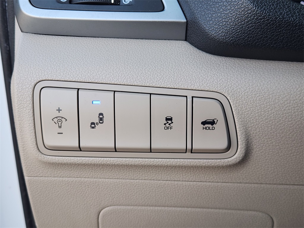 2016 Hyundai Tucson Sport White at DeMontrond Mazda