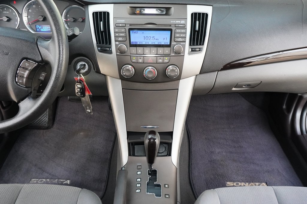 Used Car 2010 Hyundai Sonata  Gls For Sale In Weatherford, Texas