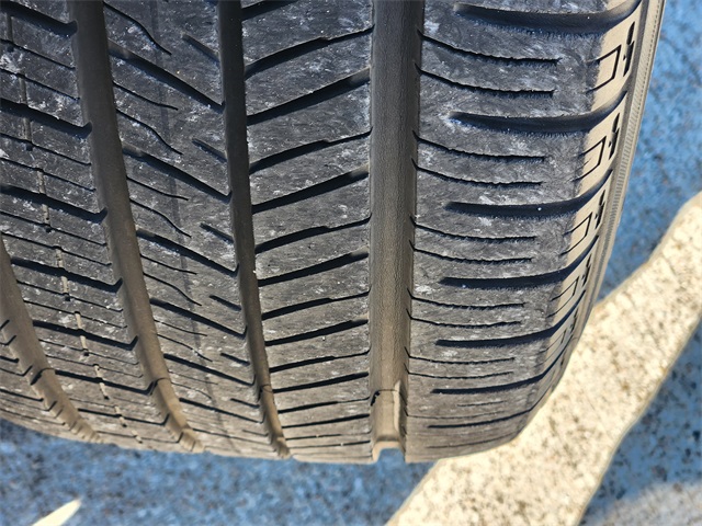 2020 Toyota Avalon XLE Beige at Community Honda