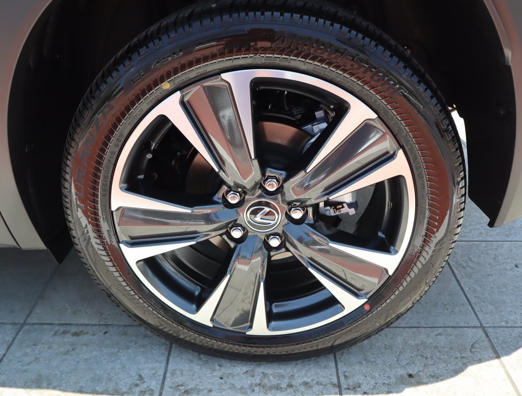 Thumbnail: 2025 Lexus UX - 15