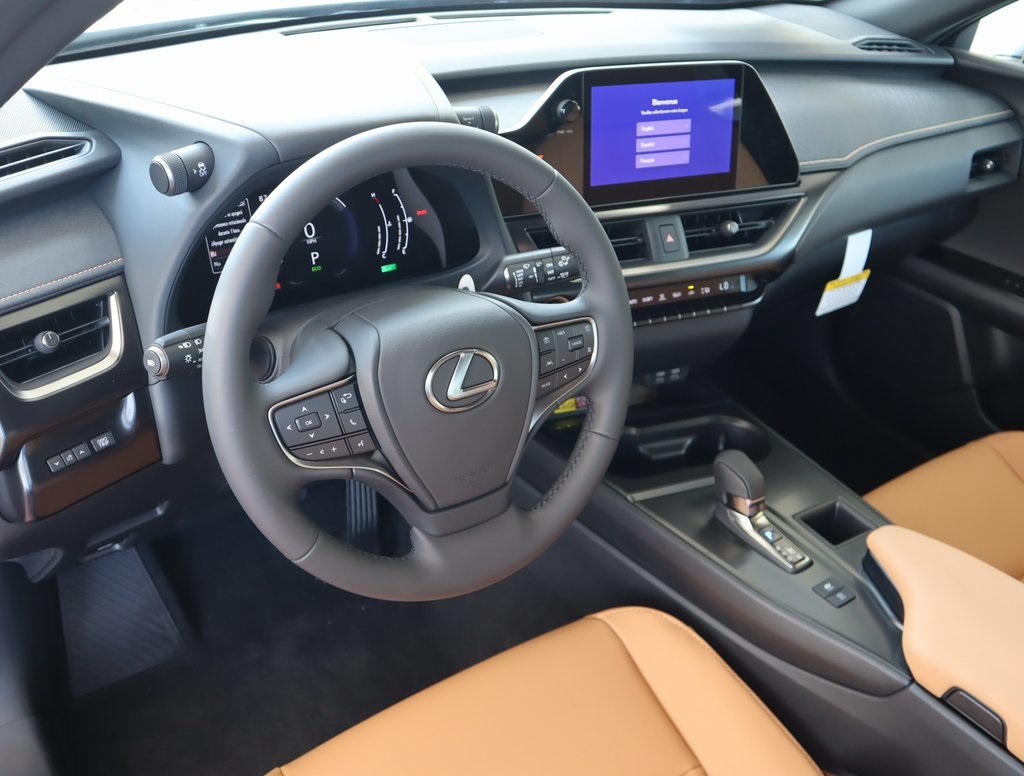 Thumbnail: 2025 Lexus UX - 31