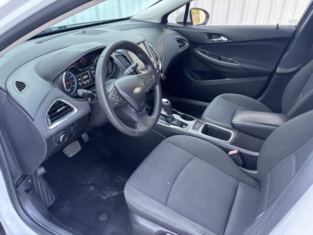 Used Car 2017 Chevrolet Cruze  Lt For Sale Under $10,000 In Austin, Texas