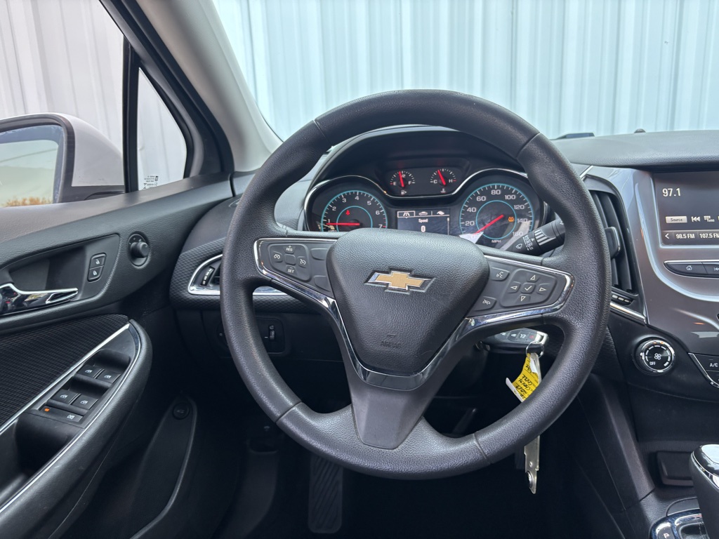 Used Car 2017 Chevrolet Cruze  Lt For Sale Under $10,000 In Austin, Texas