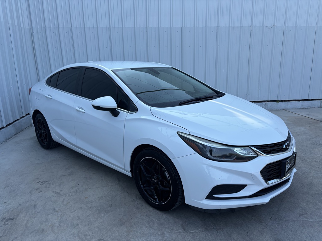 Used Car 2017 Chevrolet Cruze  Lt For Sale Under $10,000 In Austin, Texas
