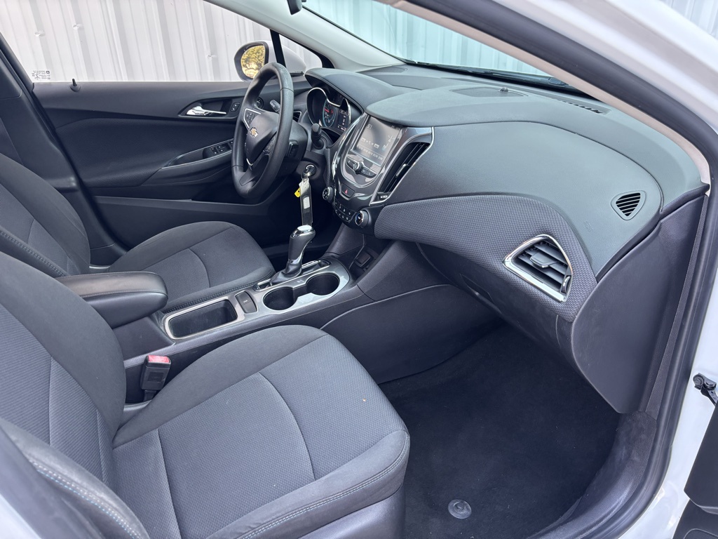 Used Car 2017 Chevrolet Cruze  Lt For Sale Under $10,000 In Austin, Texas