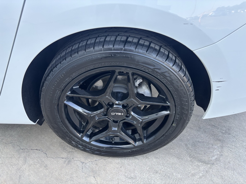 Used Car 2017 Chevrolet Cruze  Lt For Sale Under $10,000 In Austin, Texas