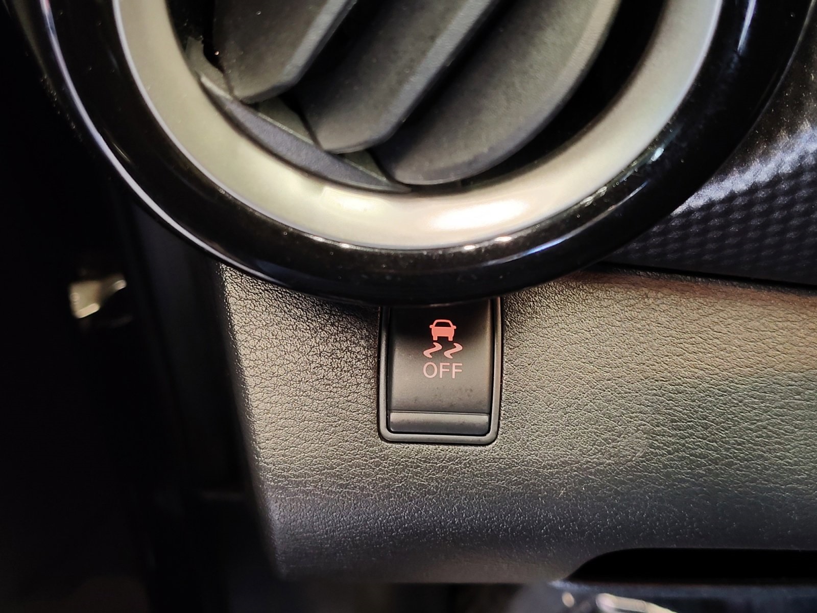 Used Car 2019 Nissan Kicks  Sv For Sale Under $20,000 In San Antonio, Texas