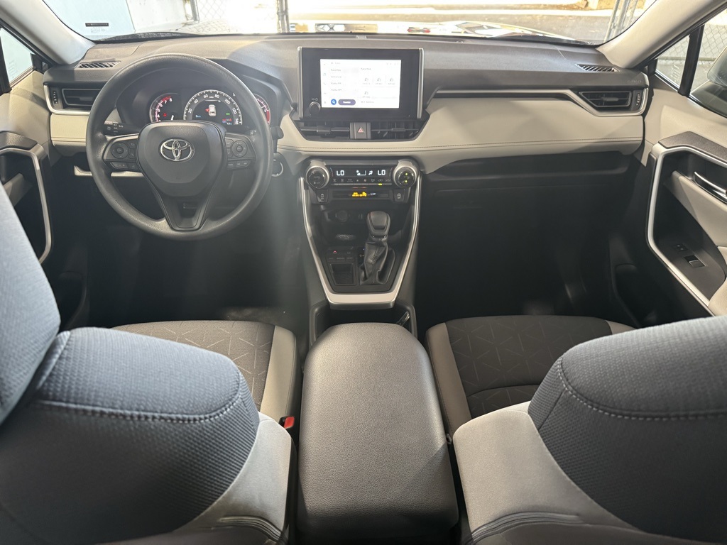 Thumbnail: 2025 Toyota RAV4 - 29