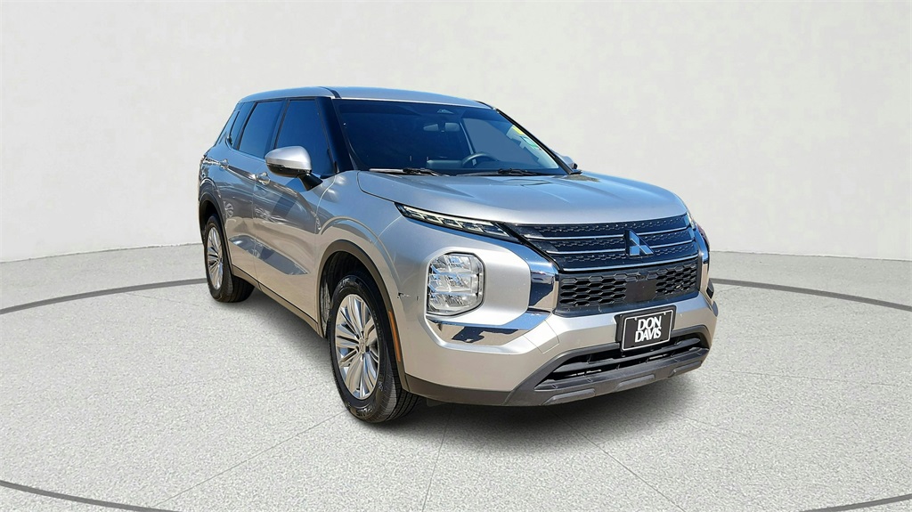 2023 Mitsubishi Outlander