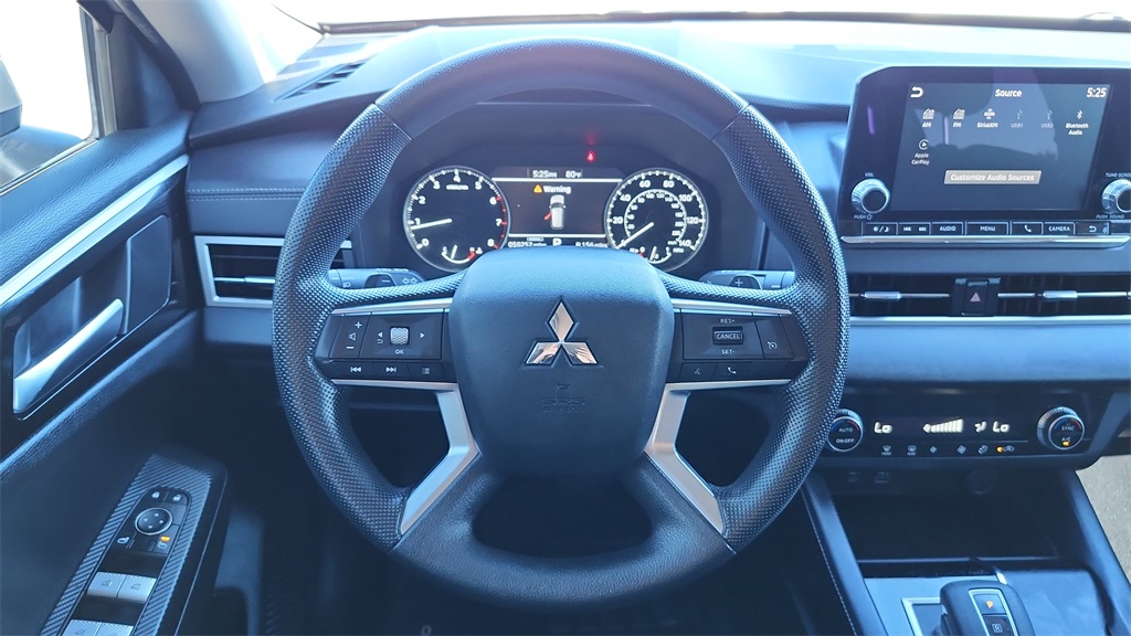 2023 Mitsubishi Outlander