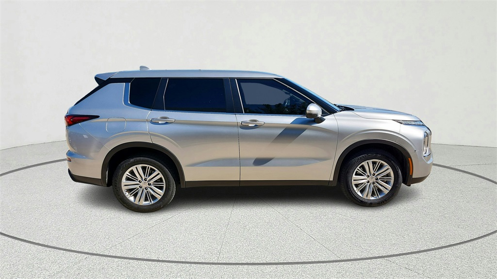 2023 Mitsubishi Outlander