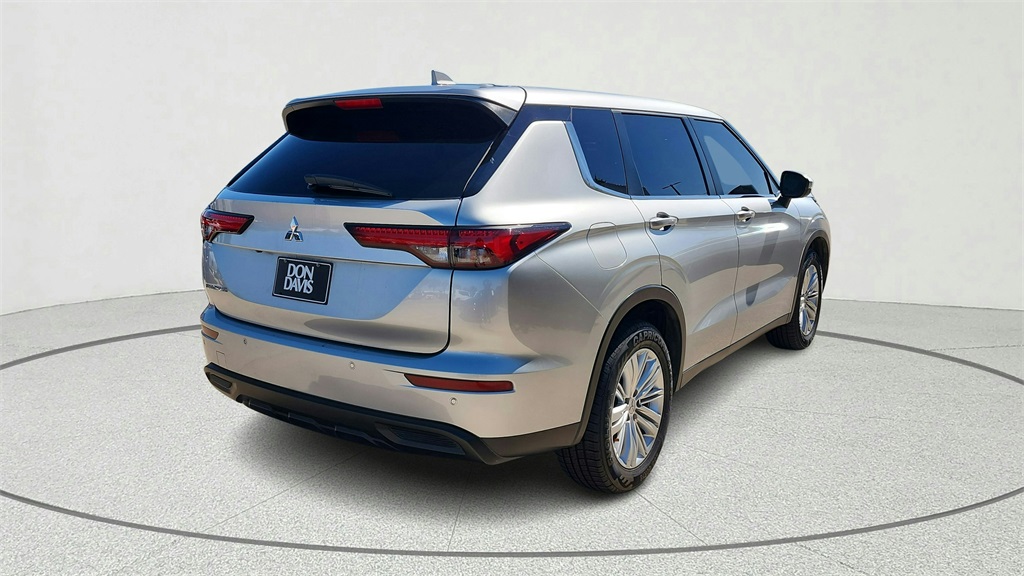 2023 Mitsubishi Outlander
