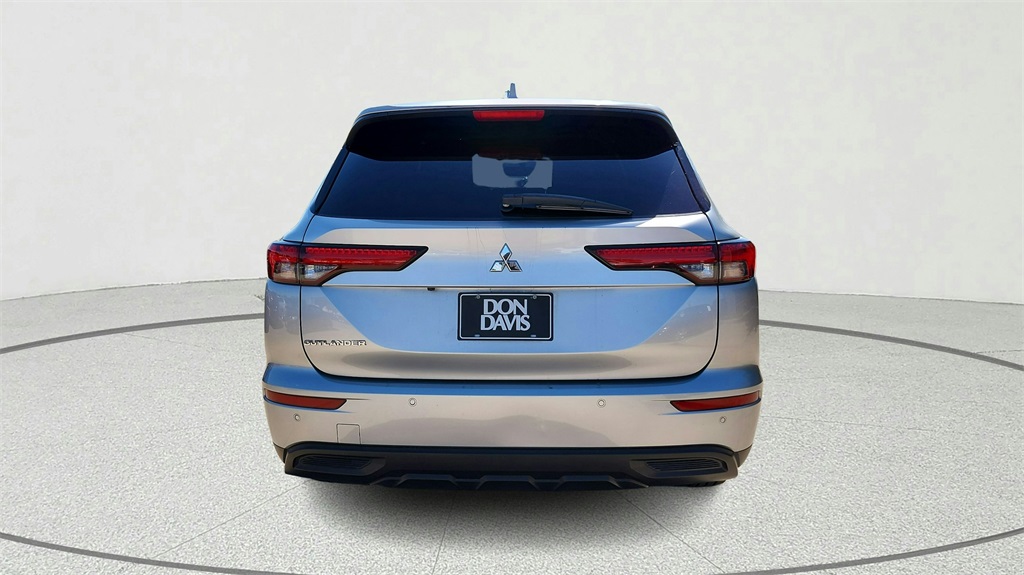 2023 Mitsubishi Outlander