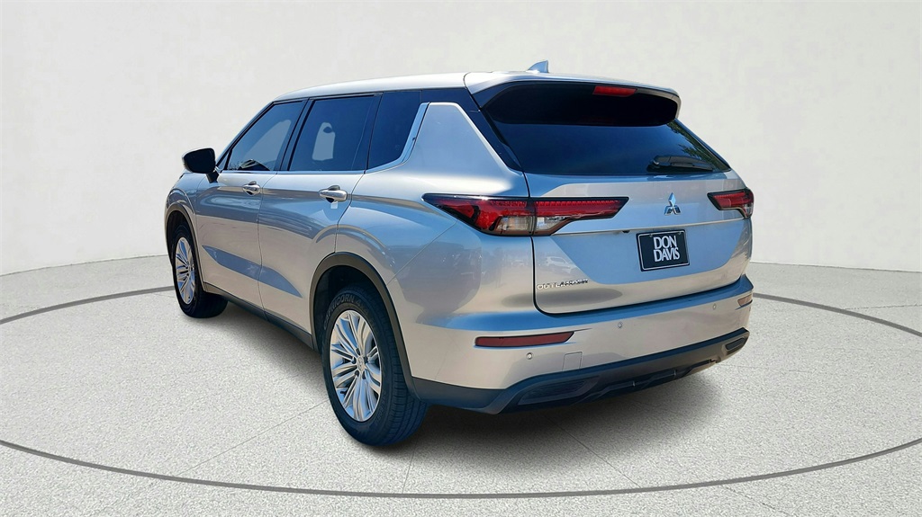 2023 Mitsubishi Outlander