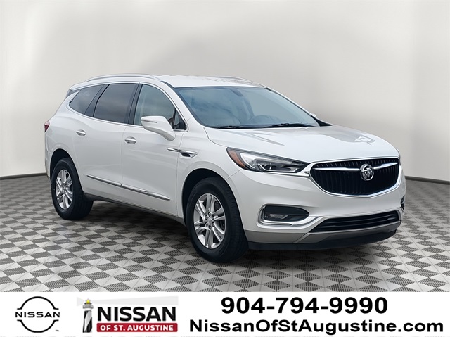 2018 Buick Enclave Essence's photo