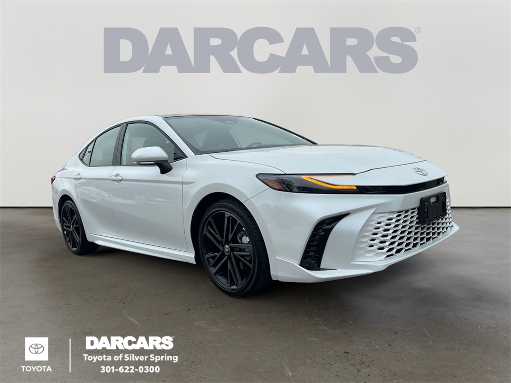 2025 Toyota Camry XSE FWD