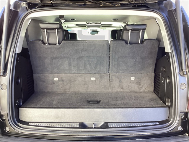 Used Car 2020 Chevrolet Tahoe  Premier For Sale Under $30,000 In San Antonio, Texas