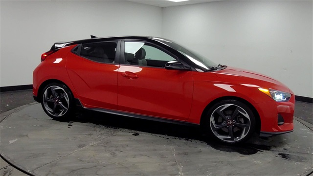 2019 – Hyundai – Veloster