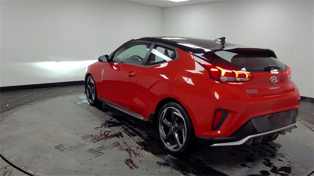 2019 – Hyundai – Veloster