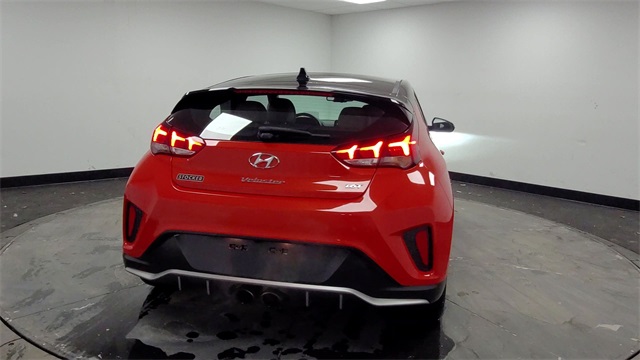 2019 – Hyundai – Veloster