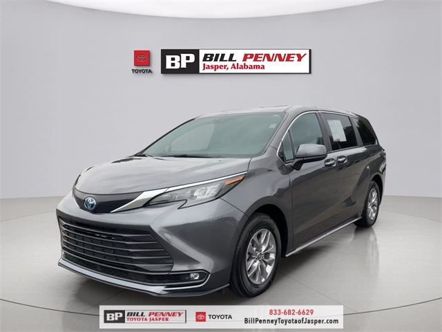 2025 Toyota Sienna XLE 7-Passenger FWD