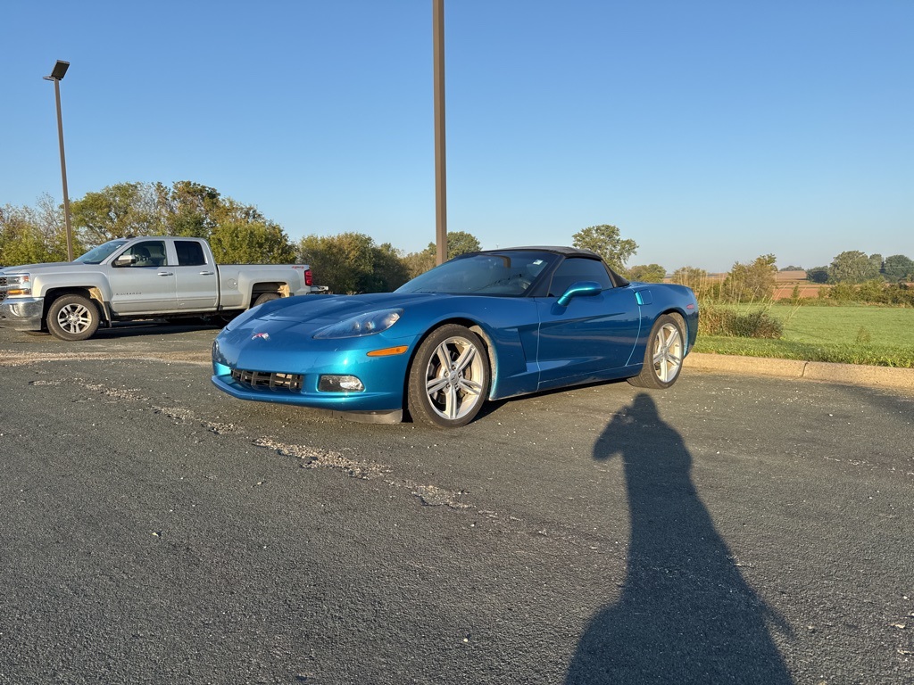 2010 Chevrolet Corvette Base photo 3