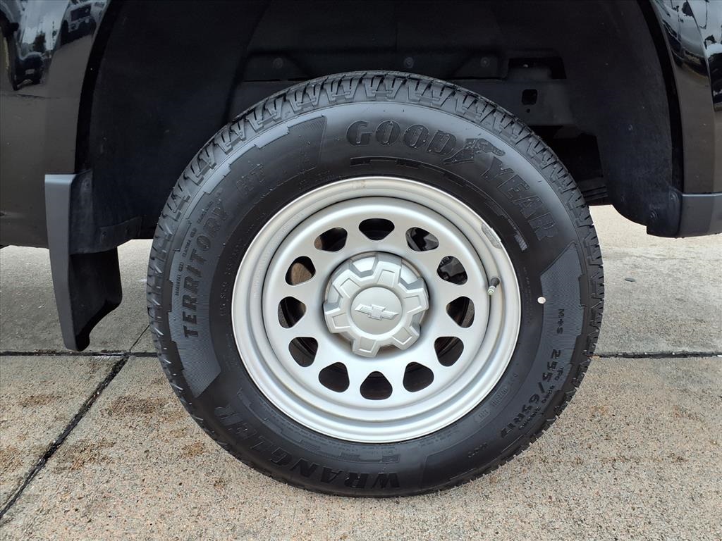 2023 Chevrolet Colorado BASE Black at Monument Chevrolet