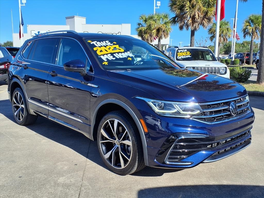 2023 Volkswagen Tiguan 2.0T SEL R-Line Blue at DeMontrond Auto Country