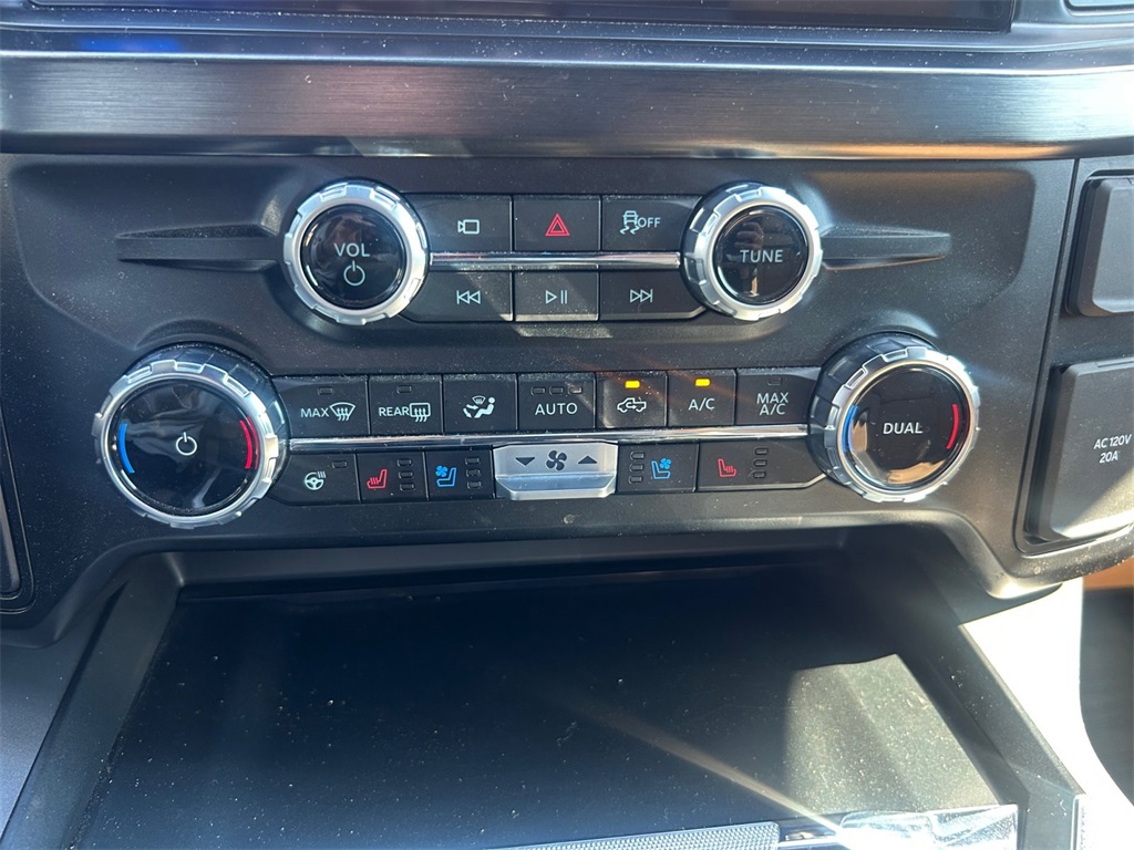 Used Car 2025 Ford F-350sd  Lariat For Sale Under $80,000 In Floresville, Texas