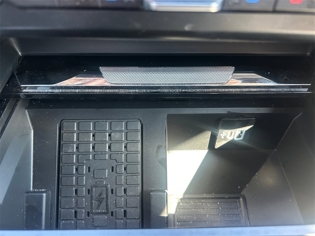 Used Car 2025 Ford F-350sd  Lariat For Sale Under $80,000 In Floresville, Texas