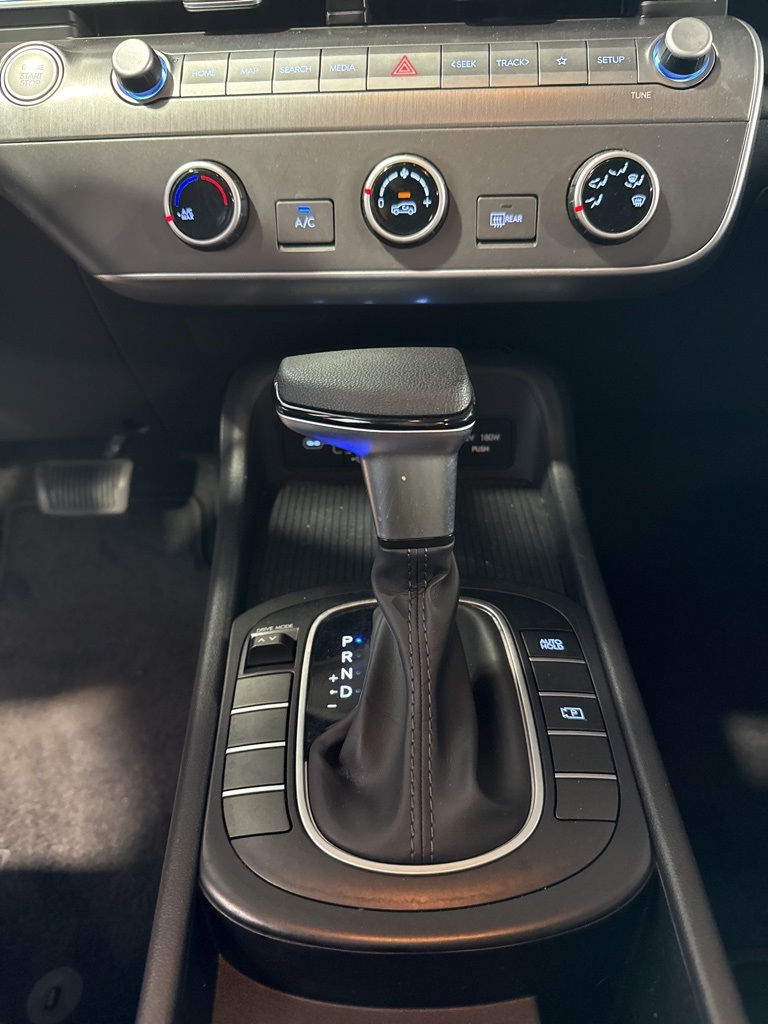 Used Car 2024 Hyundai Kona  Se For Sale Under $20,000 In San Juan, Puerto Rico