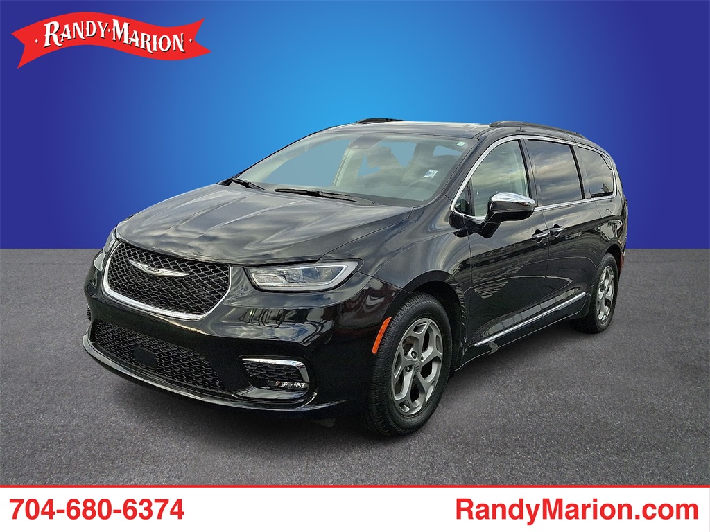 2023 Chrysler Pacifica Limited FWD