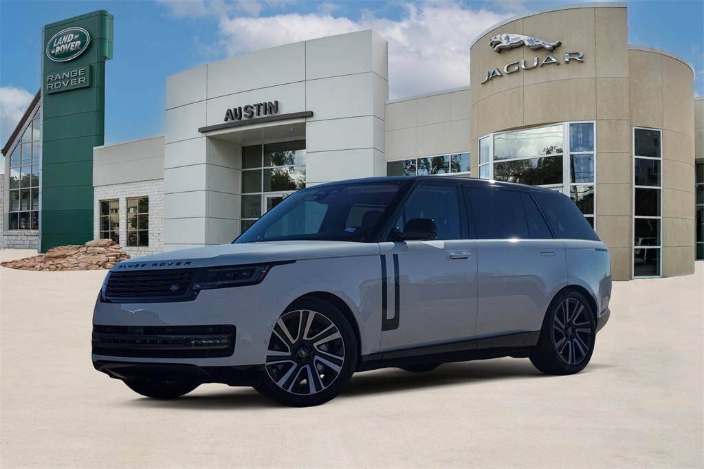 2023 Land Rover Range Rover P400 SE LWB AWD