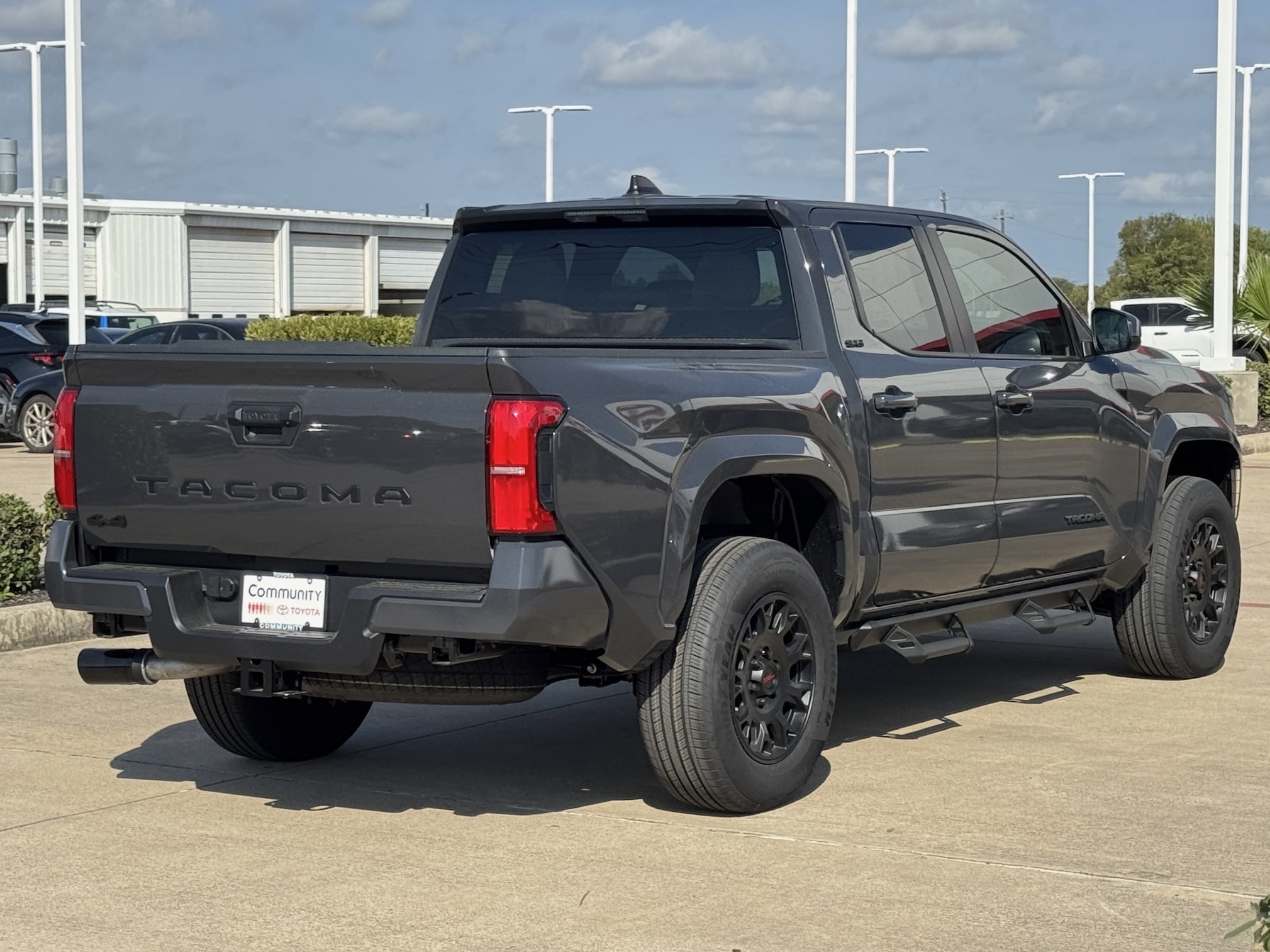 2025 Toyota Tacoma SR5 - 11