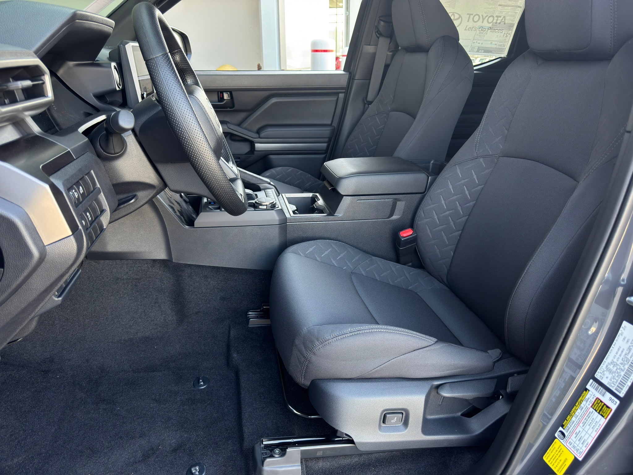 2025 Toyota Tacoma SR5 - 6