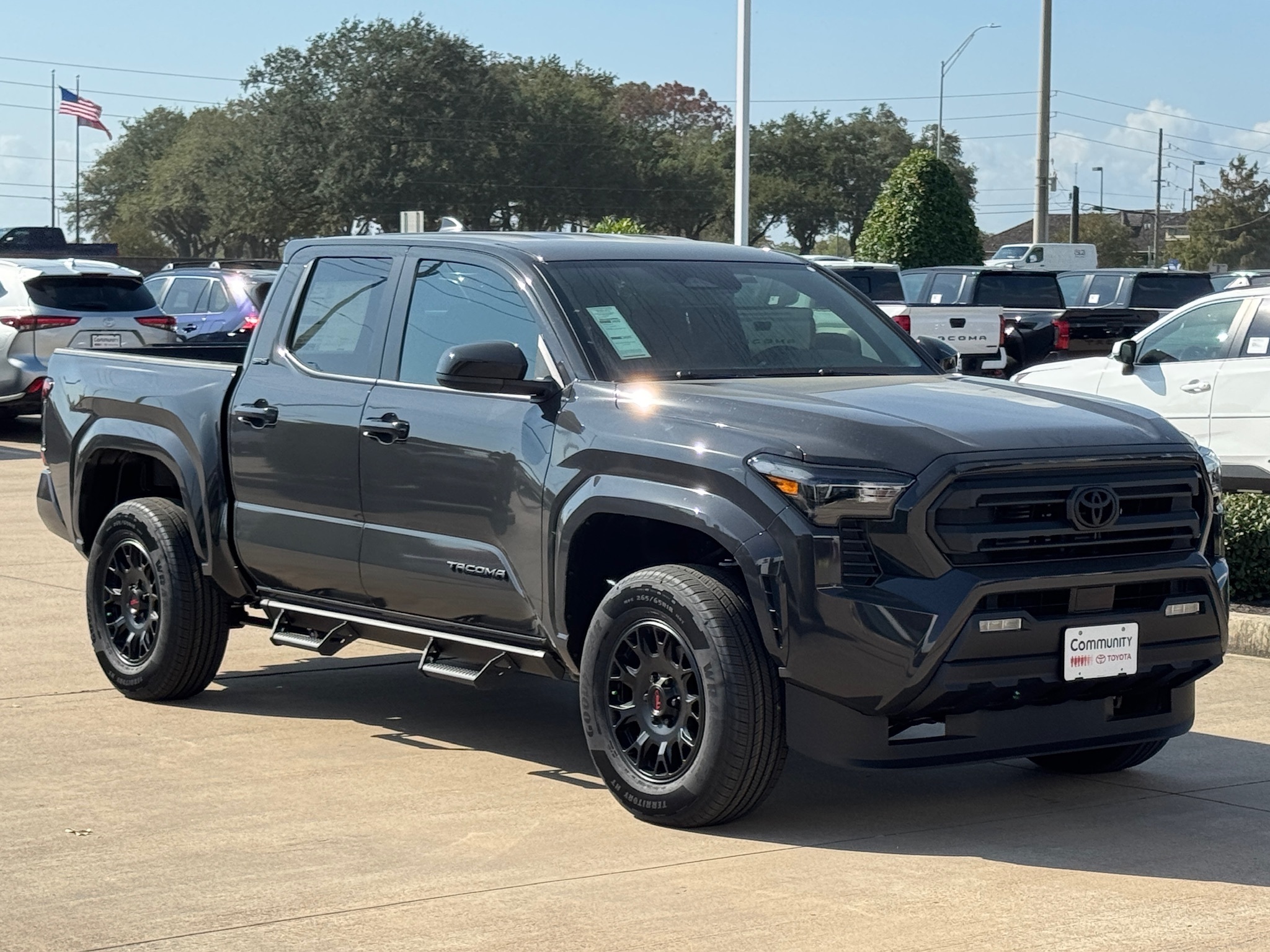 2025 Toyota Tacoma SR5 - 7