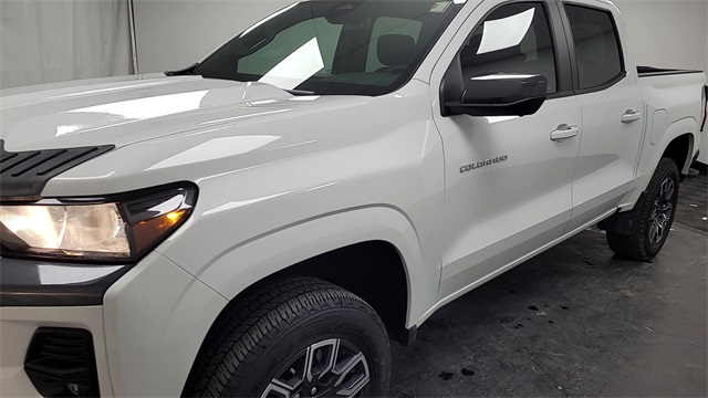 2023 – Chevrolet – Colorado