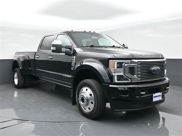 2022 Ford F-450SD Platinum