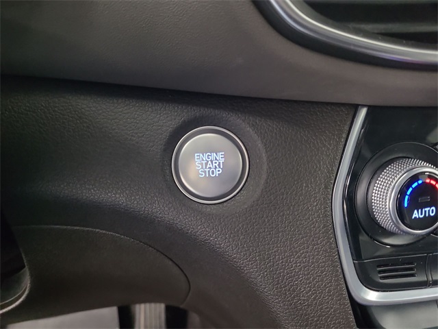 2019 – Hyundai – Santa Fe