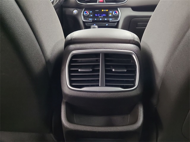 2019 – Hyundai – Santa Fe