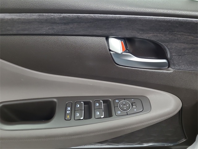 2019 – Hyundai – Santa Fe