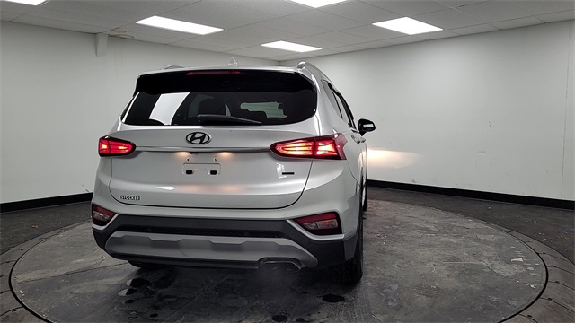 2019 – Hyundai – Santa Fe