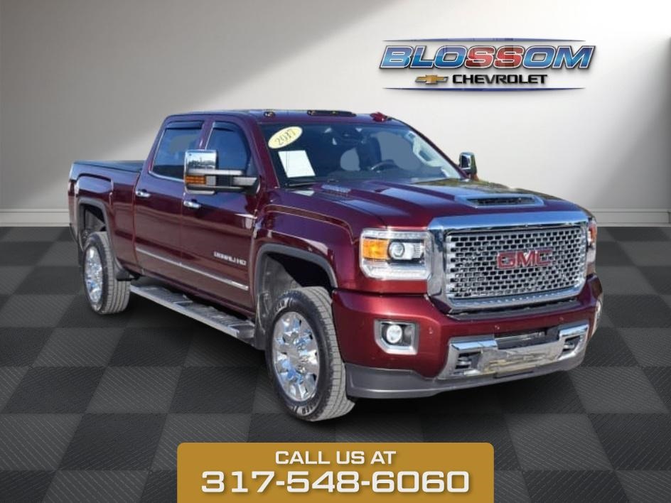 2017 GMC Sierra 2500HD Denali Crew Cab SB 4WD