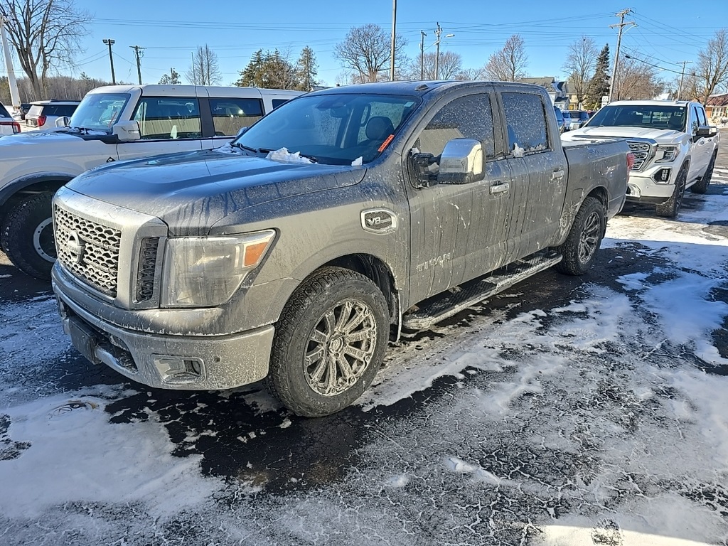2017 Nissan Titan SV Crew Cab 4WD