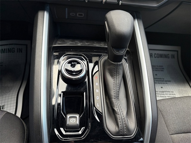 Used Car 2023 Chevrolet Colorado  Trail Boss For Sale Under $35,000 In San Antonio, Texas
