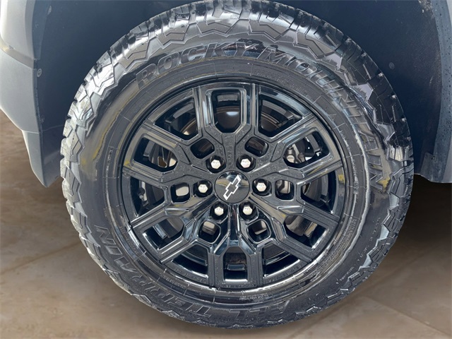 Used Car 2023 Chevrolet Colorado  Trail Boss For Sale Under $35,000 In San Antonio, Texas