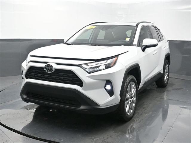 2025 Toyota RAV4 XLE Premium FWD