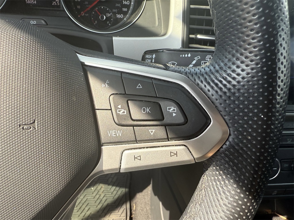 2021 Volkswagen Atlas Cross Sport 3.6L V6 SE w/Technology R-Line White at DeMontrond Auto Country